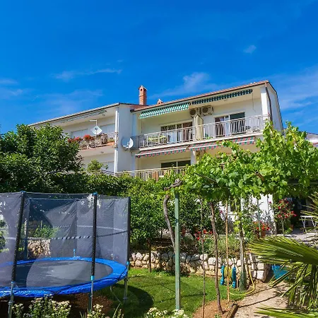 شقة Hundefreundliches Nur 500 Meter Zum Mit Mediterraner Terrasse *