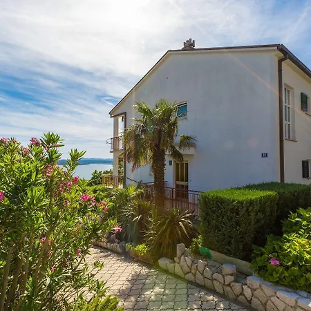 Hundefreundliches Nur 500 Meter Zum Mit Mediterraner Terrasse